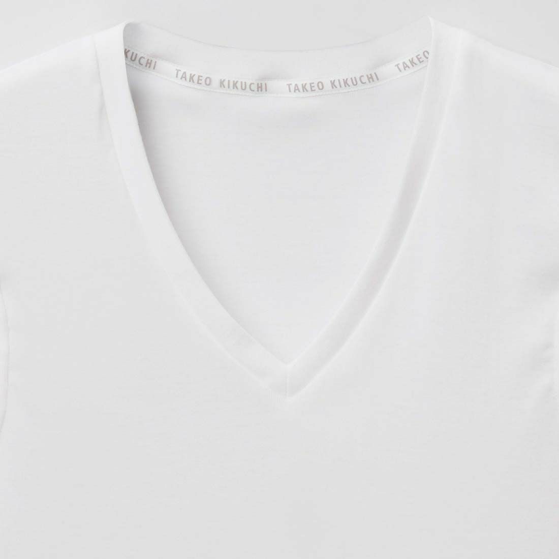 タケオキクチ　スリーブレスVネックシャツ