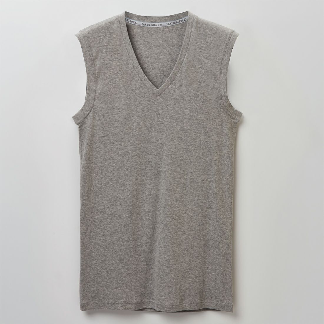 タケオキクチ　スリーブレスVネックシャツ