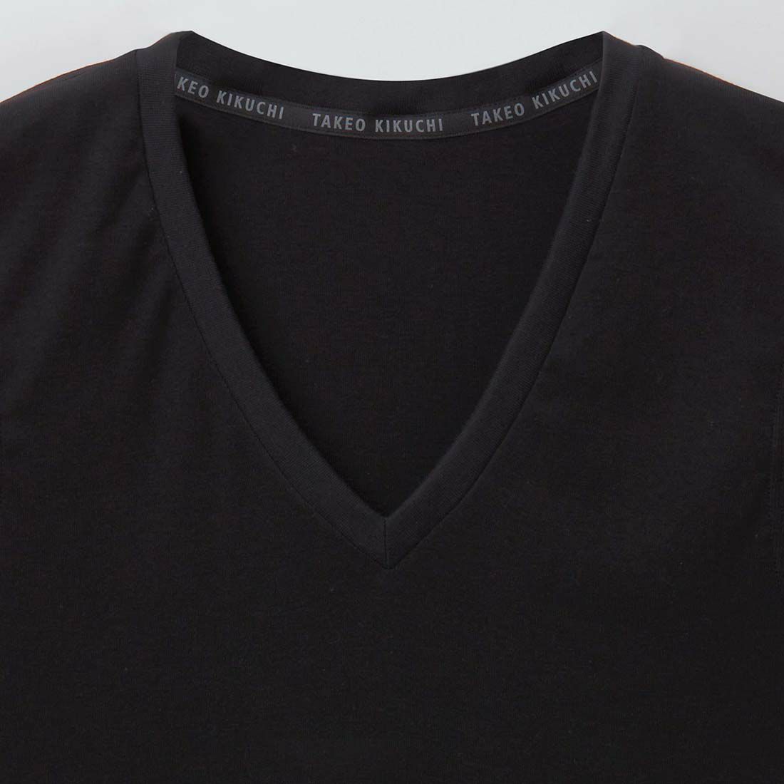 タケオキクチ　スリーブレスVネックシャツ