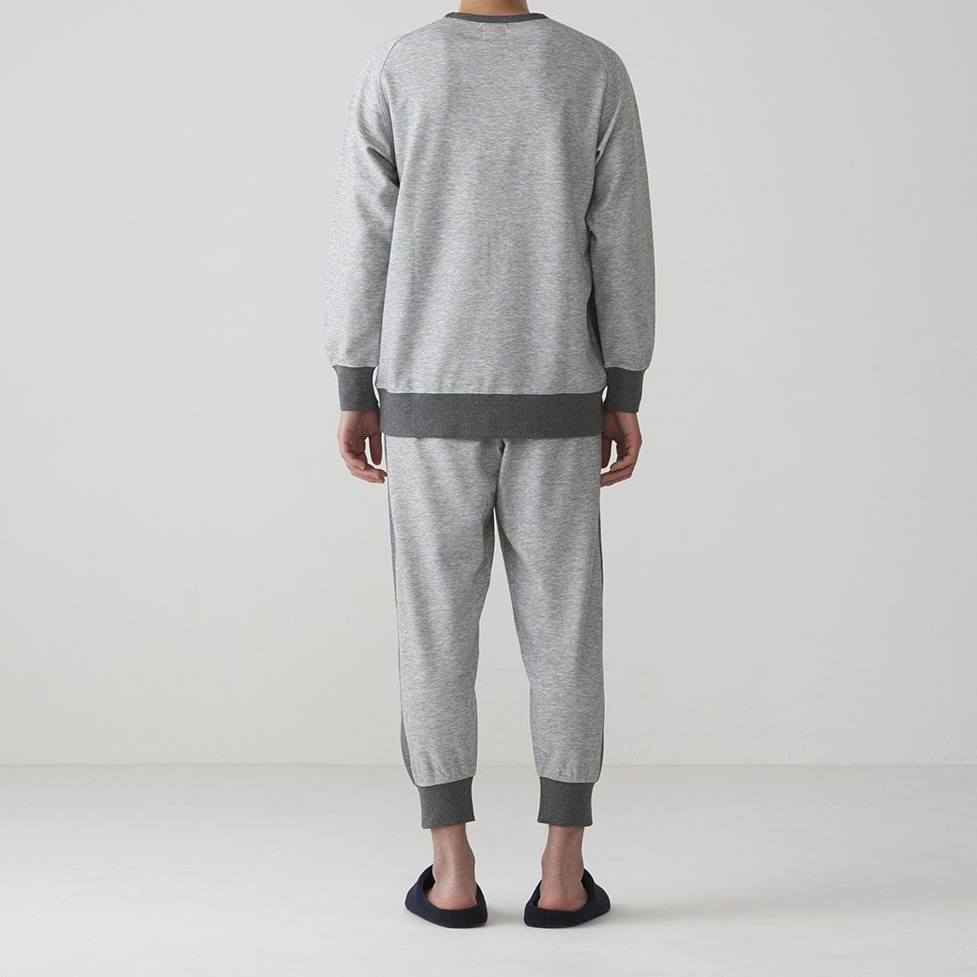 タケオキクチ　長袖ラグランクルーネックシャツ