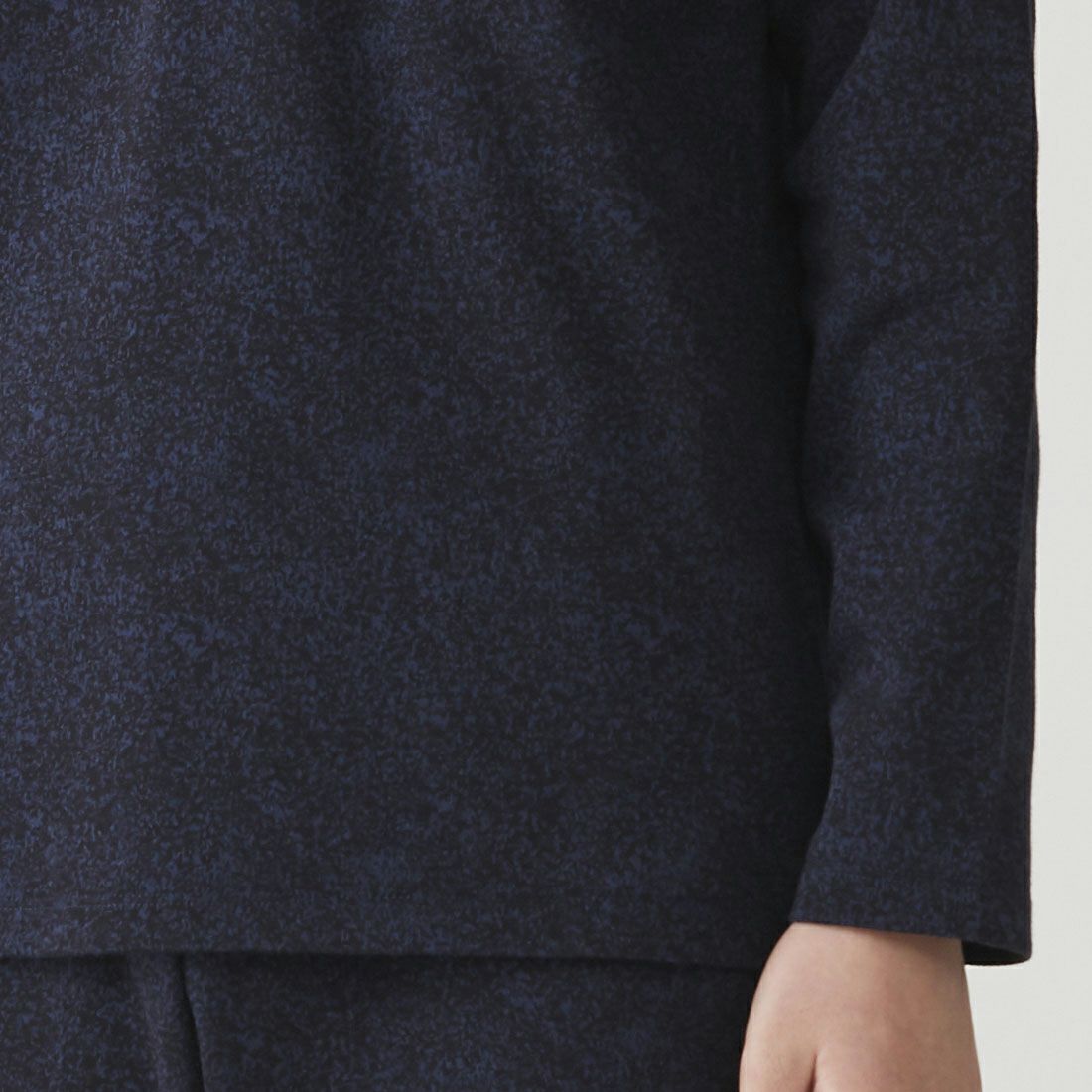 エポカ ウォモ エポカ ウォモ 長袖Vネックカットソー