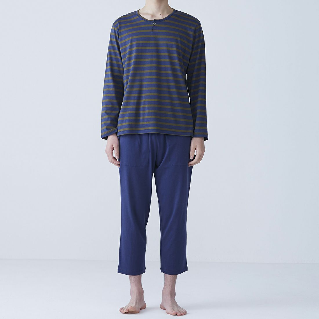 エポカ ウォモ コットンシルク長袖ボーダーヘンリーネックカットソー