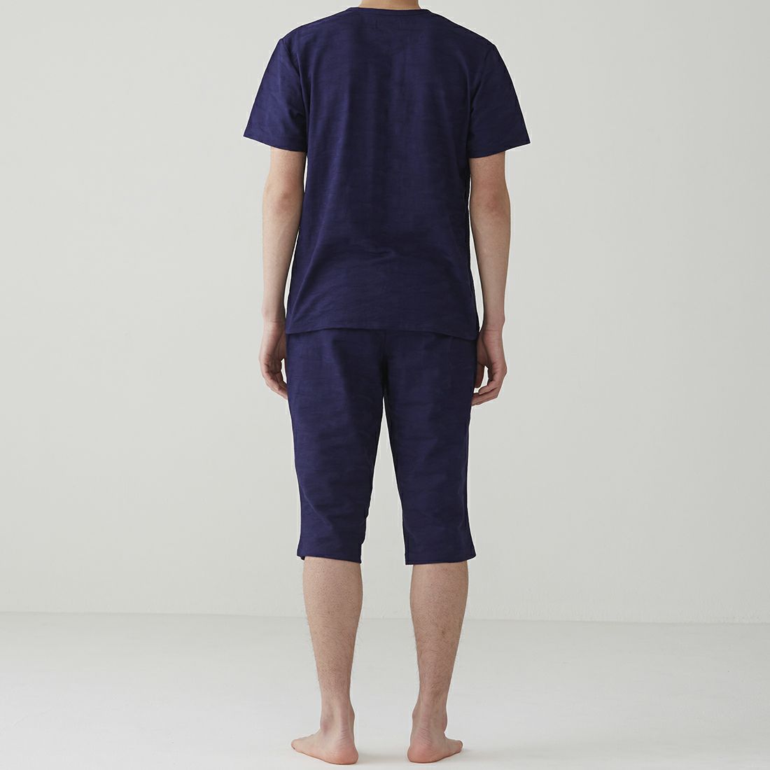 エポカ ウォモ 半袖ヘンリーネックカットソー