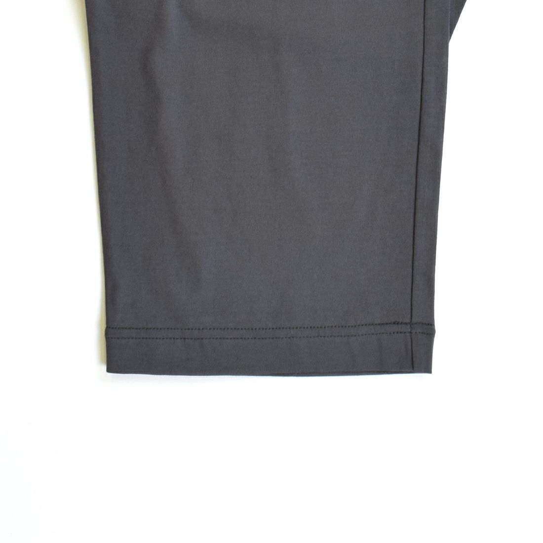 アダバット　長袖ヘンリーネックニットパジャマ