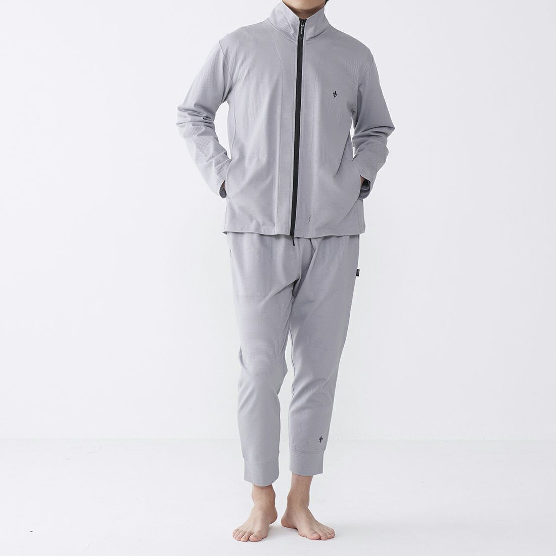 エポカ ウォモ スクエアワッフルジップジャケット