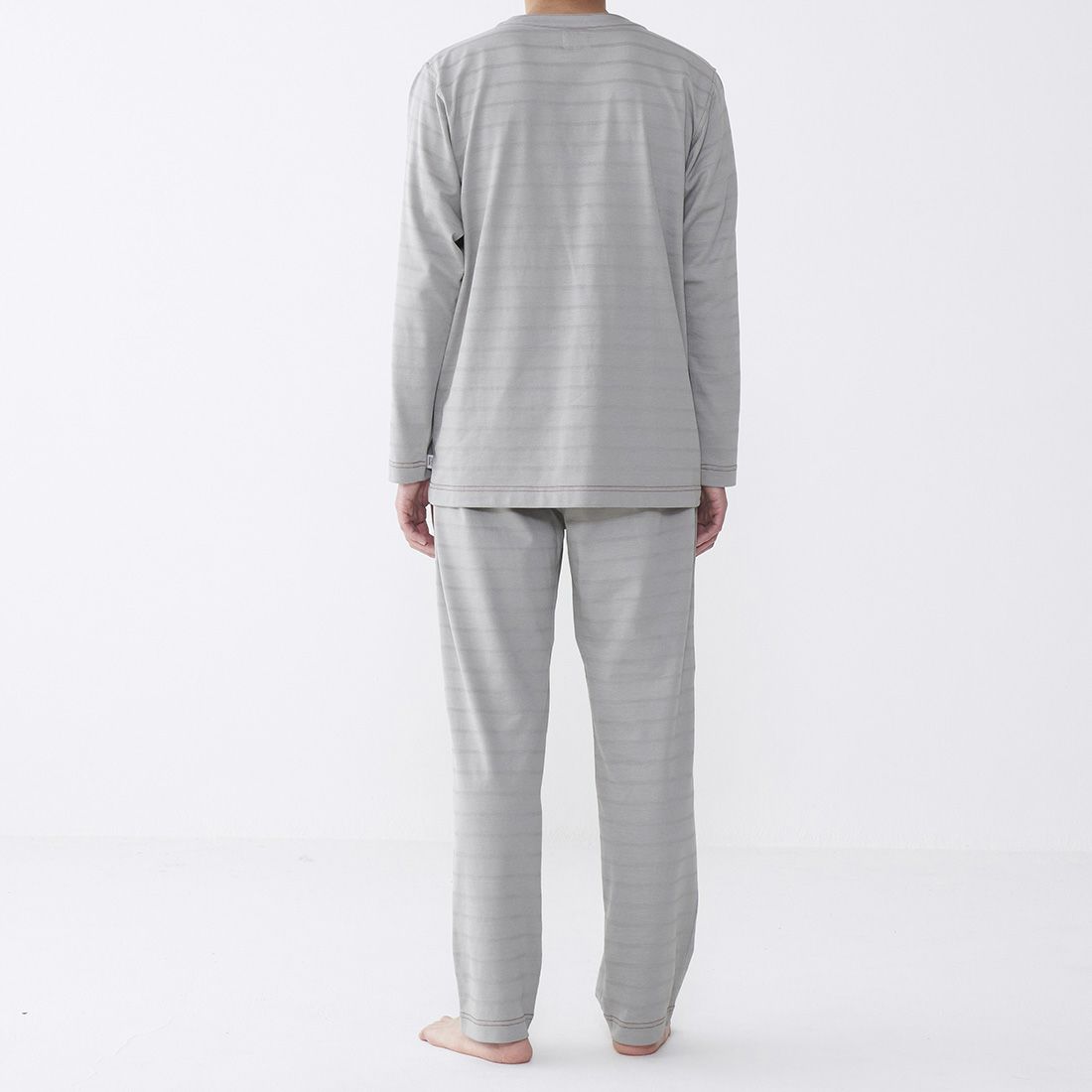 タケオキクチ　長袖ヘンリーネックパジャマ