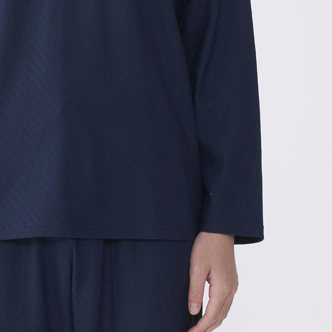 タケオキクチ　長袖クルーネックシャツ