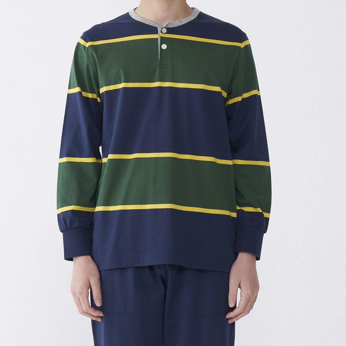 ケオキクチ　長袖ヘンリーネックシャツ