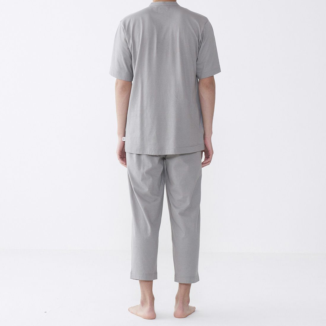 タケオキクチ　前閉じ７分丈パンツ