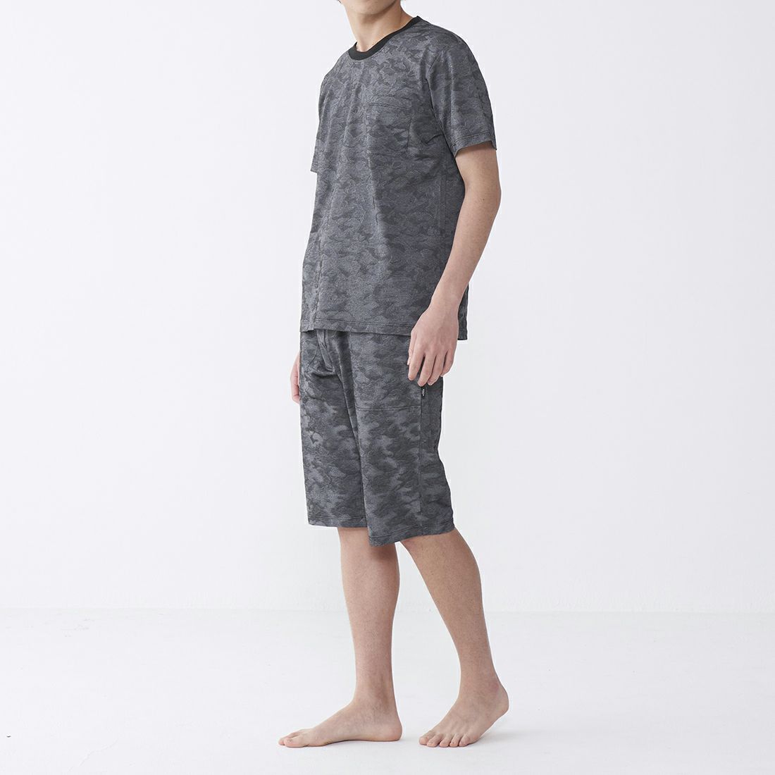 エポカ ウォモ カモフラジャカード膝丈ジャージハーフパンツ