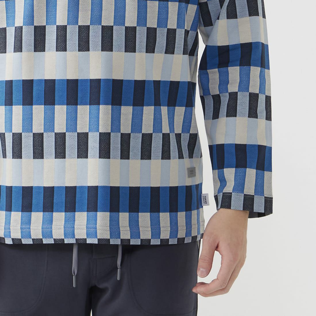 タケオキクチ　長袖Vネックシャツ