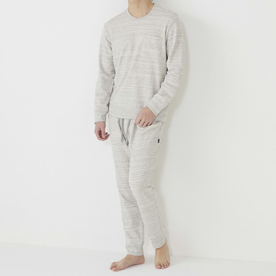 エポカ ウォモ　長袖クルーネック