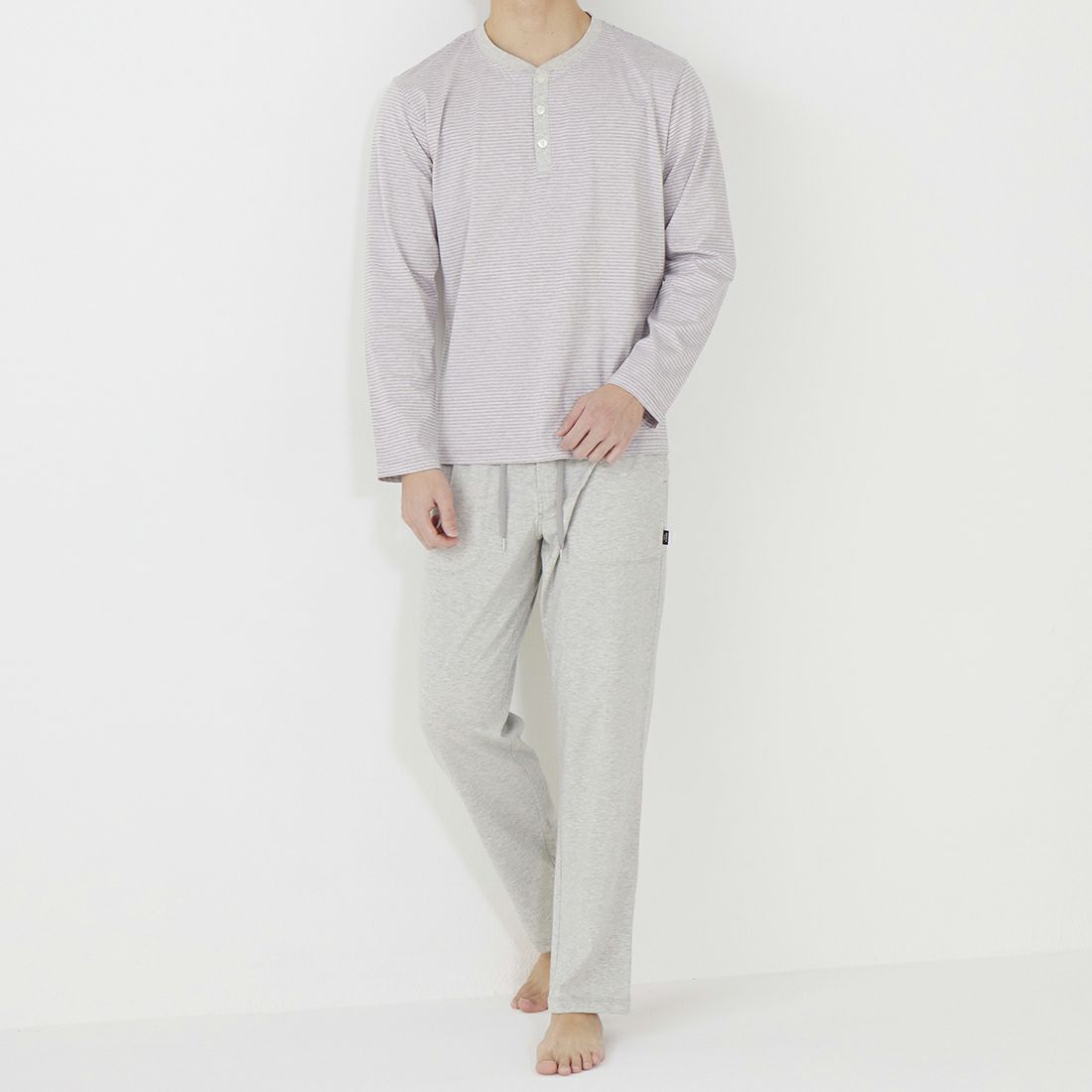 エポカ ウォモ 長袖ヘンリーネック