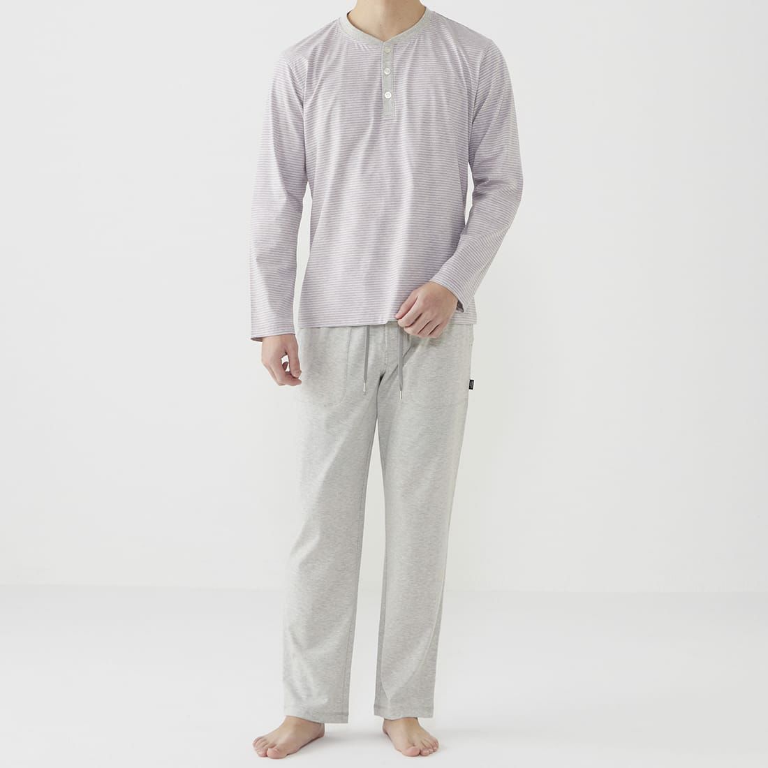 エポカ ウォモ 前開テーパードパンツ