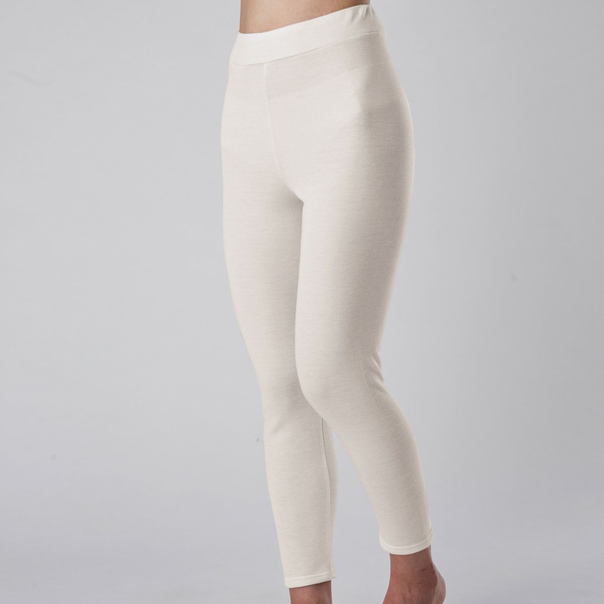 【シルク女子】ふわりあったか 8分丈ボトム