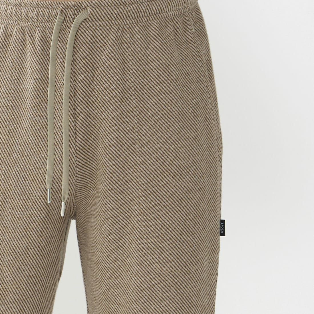 エポカ ウォモ 前閉リブテーパードパンツ