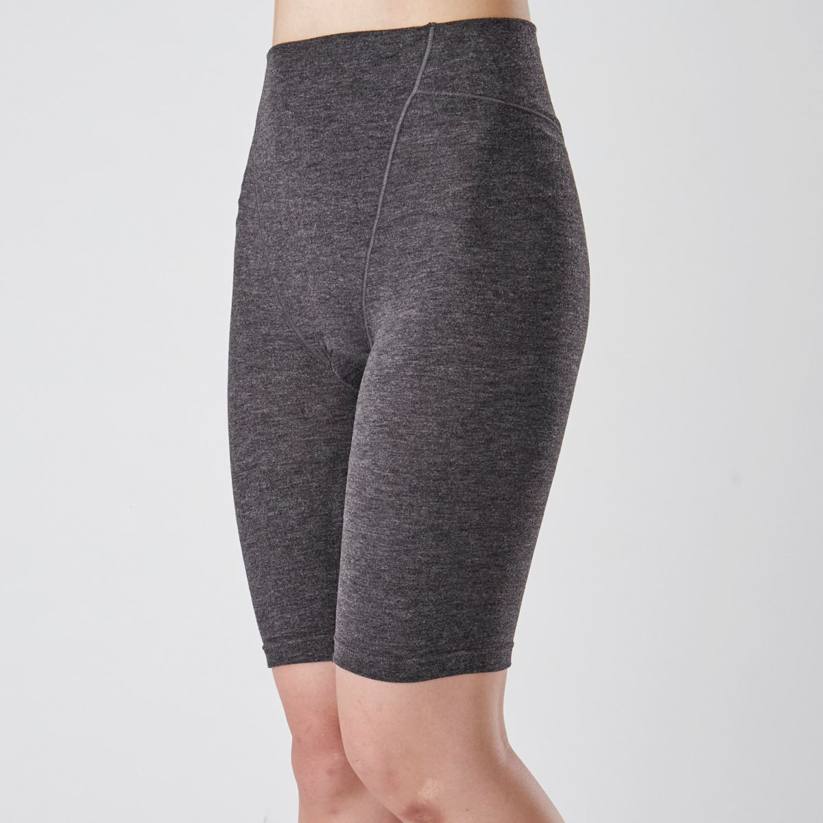 温活 Beauty 仙骨遠赤キルト付きお腹＆腰回りサポート 5分丈