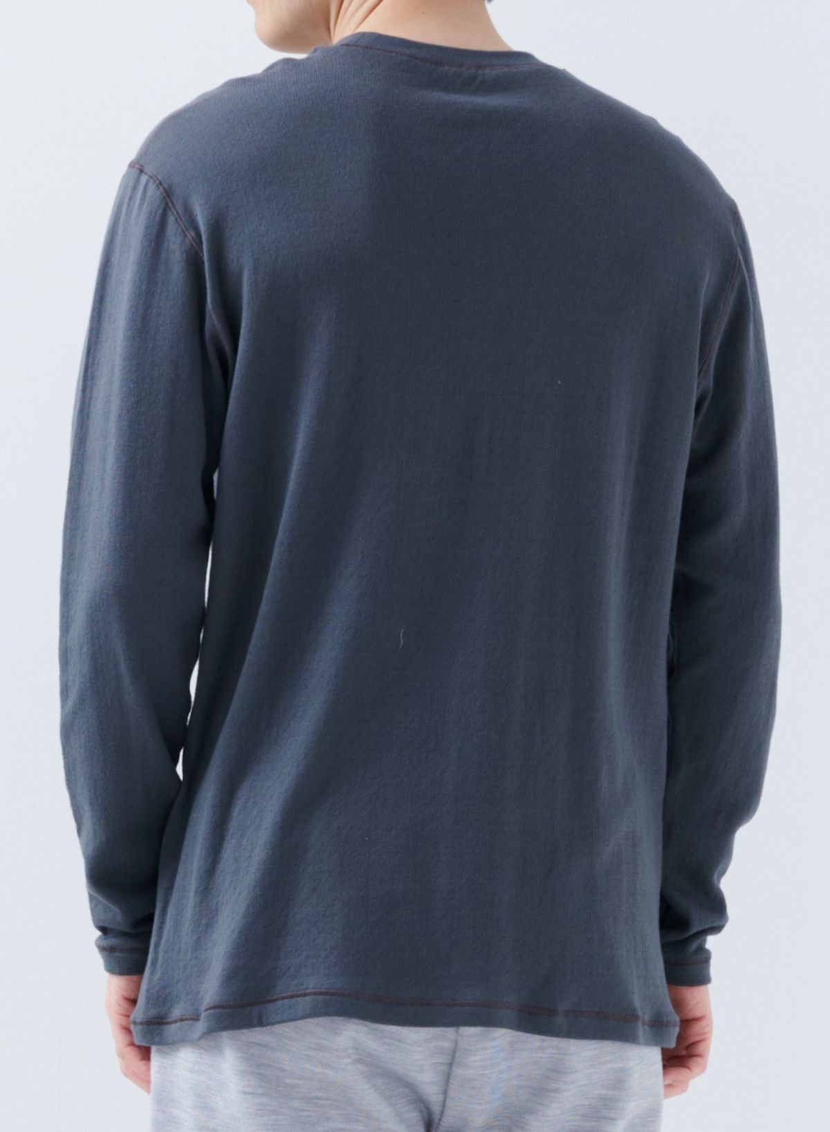 限りなくワタに近い綿100％ 長袖クルーネック