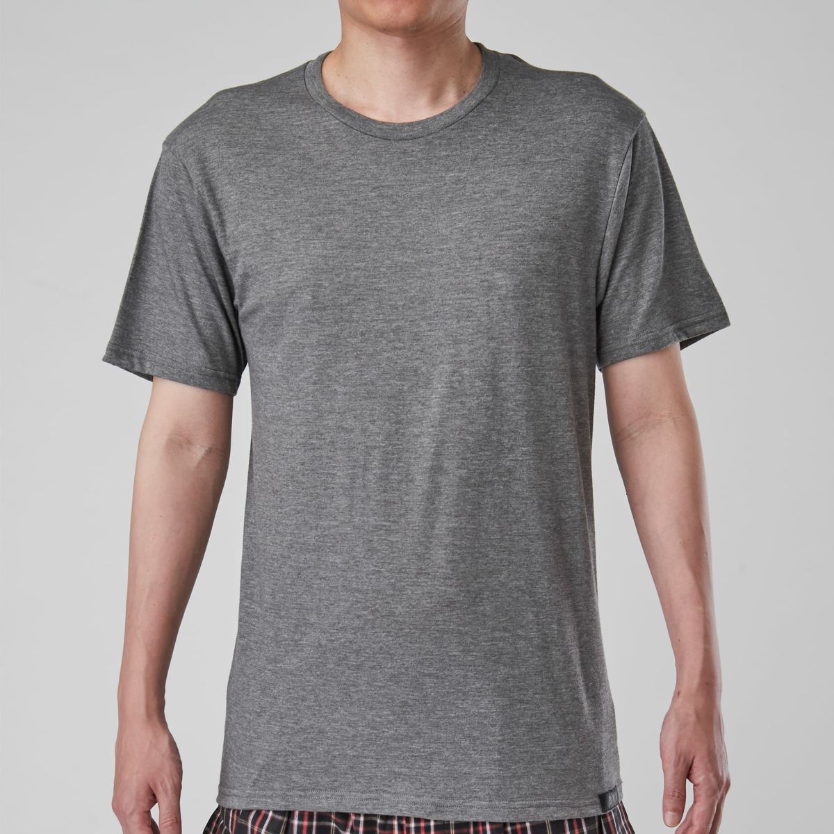 a.v.v 半袖丸首Ｔシャツ