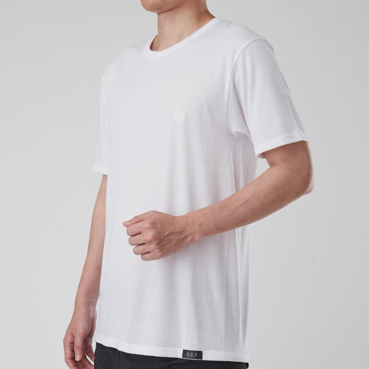 a.v.v 半袖丸首Ｔシャツ