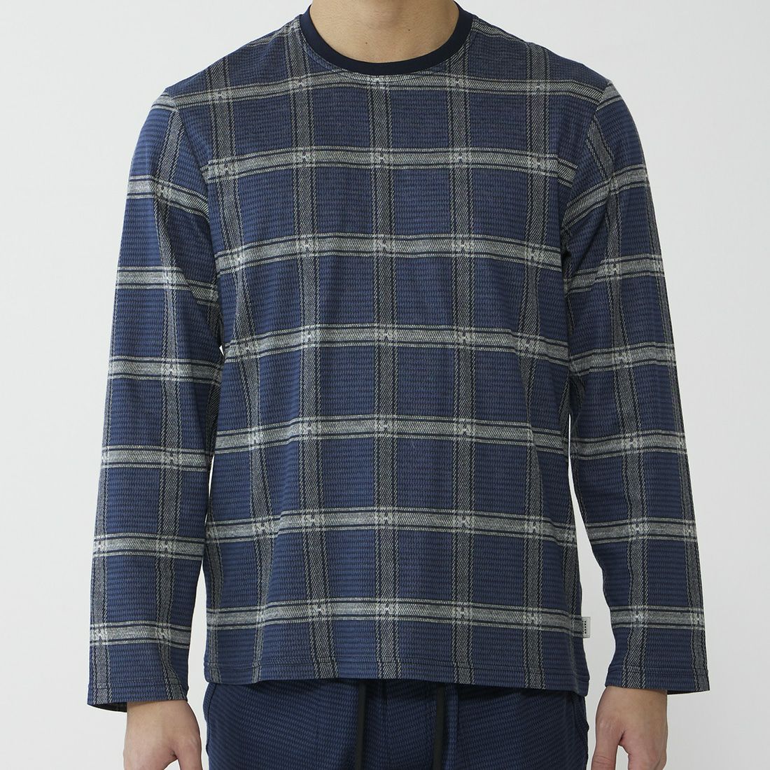 長袖クルーネックシャツ