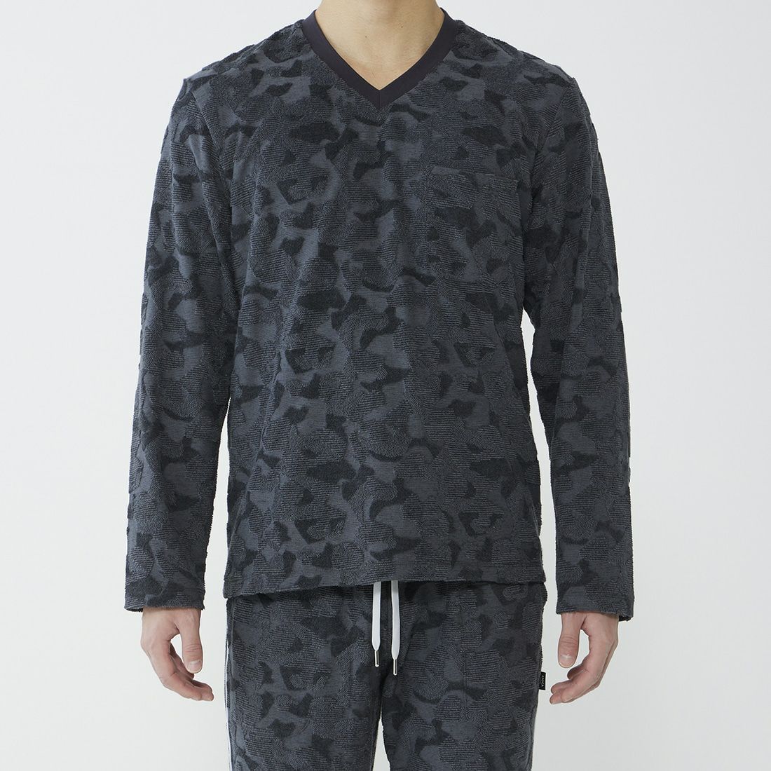 エポカ ウォモ 長袖Ｖネック