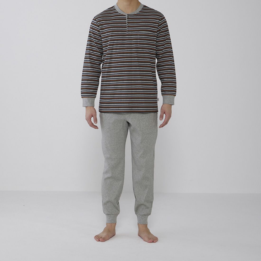 タケオキクチ　長袖ヘンリーネックパジャマ