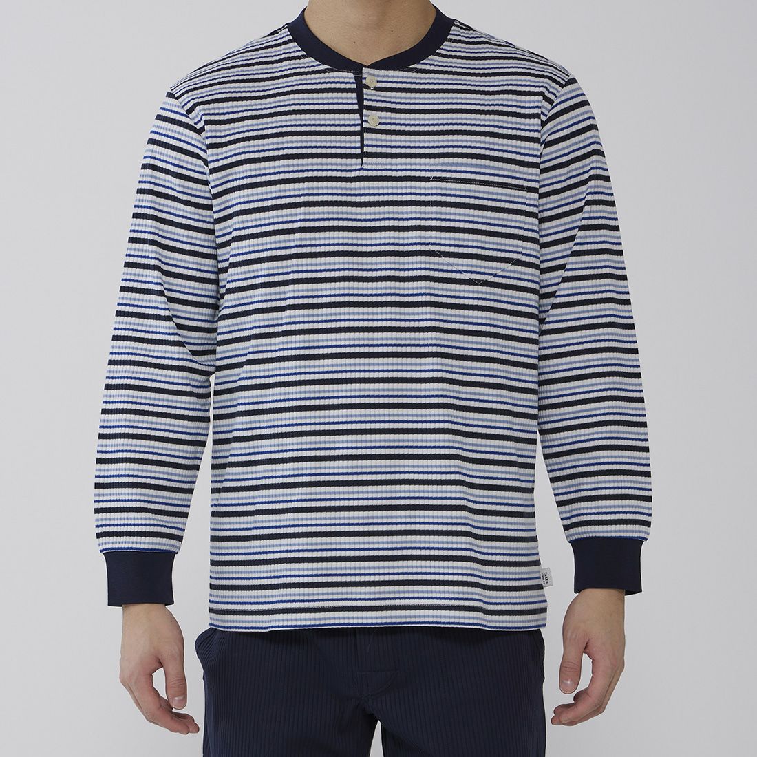 タケオキクチ　長袖ヘンリーネックパジャマ