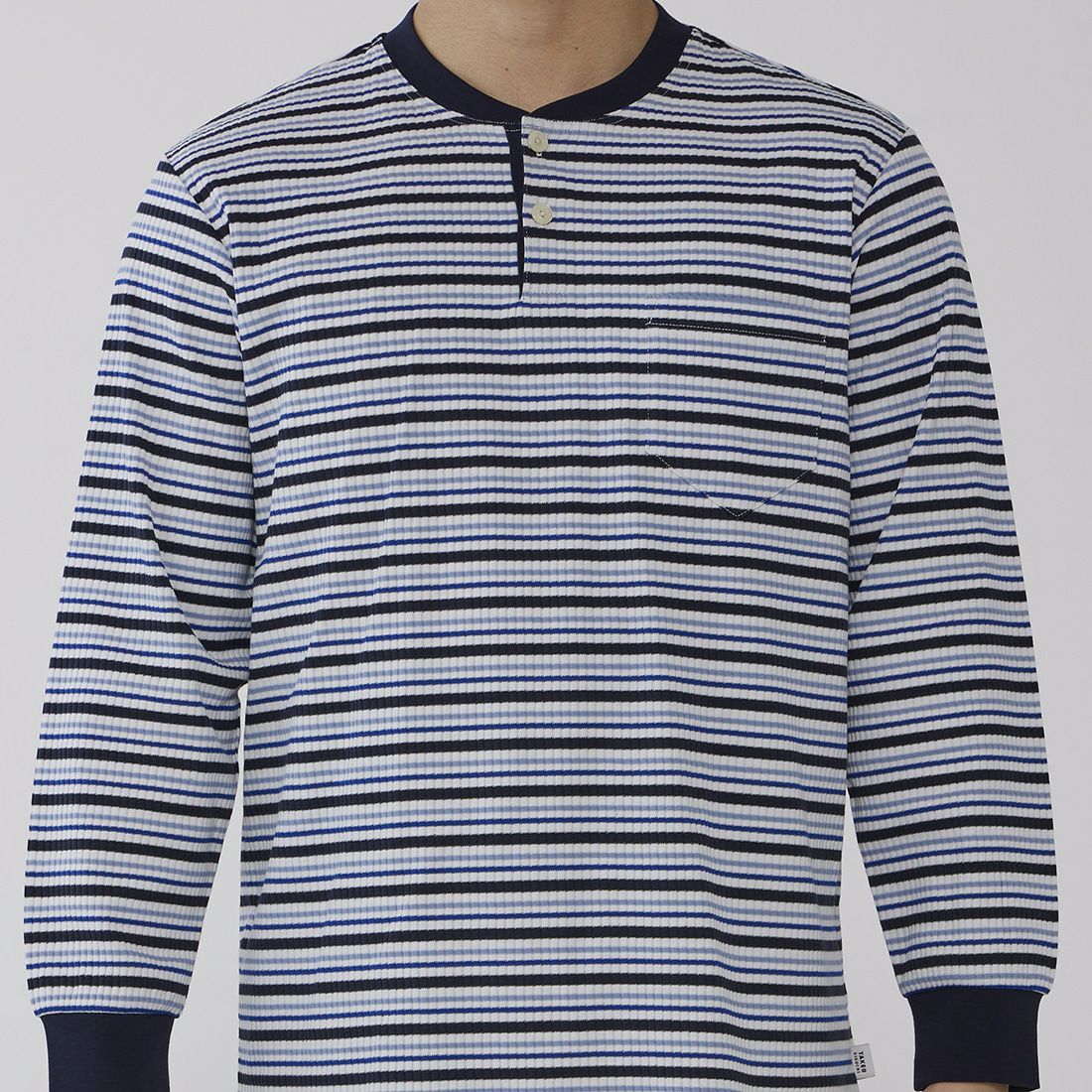 タケオキクチ　長袖ヘンリーネックパジャマ