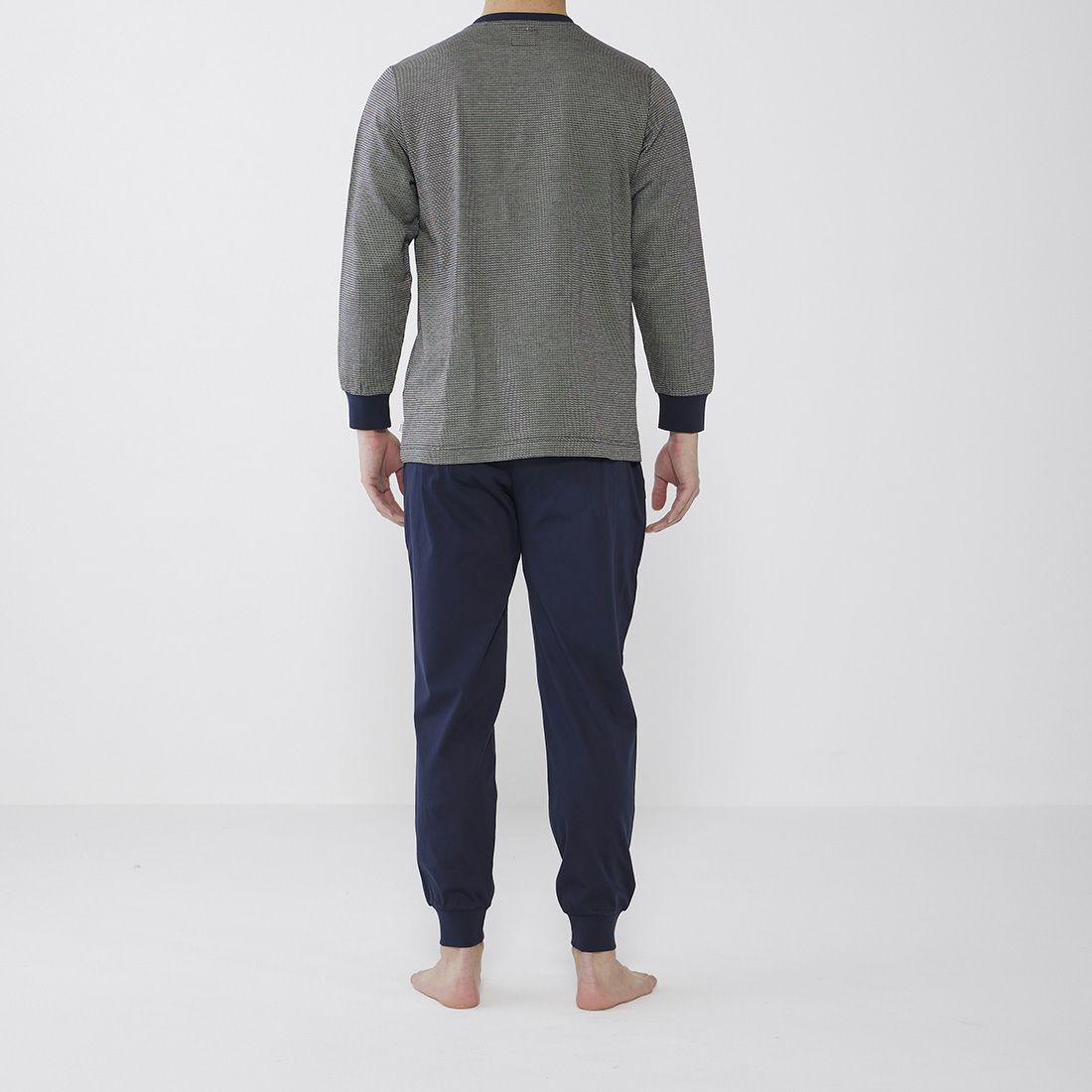 タケオキクチ　長袖ヘンリーネックパジャマ