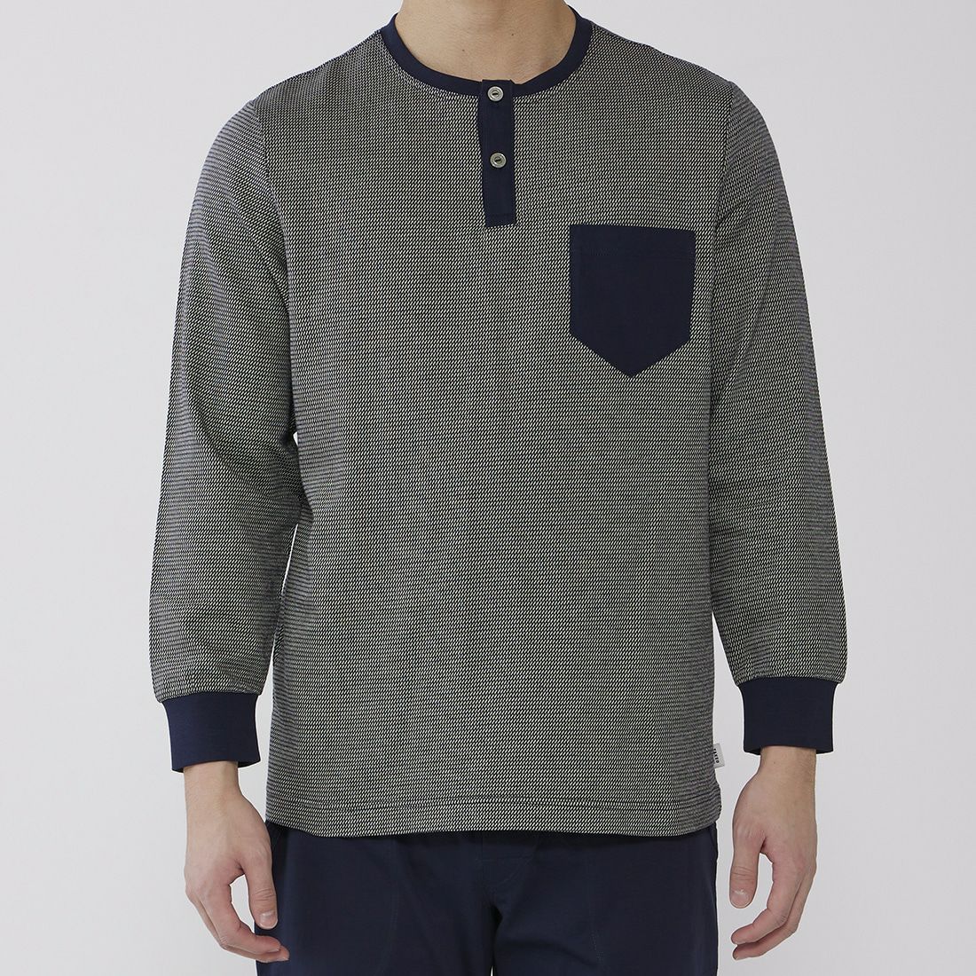 タケオキクチ　長袖ヘンリーネックパジャマ