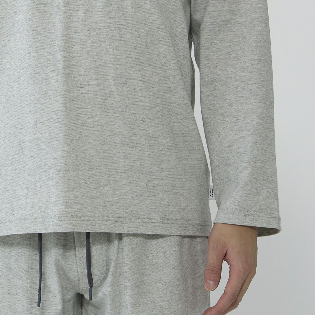 タケオキクチ　長袖クルーネックシャツ