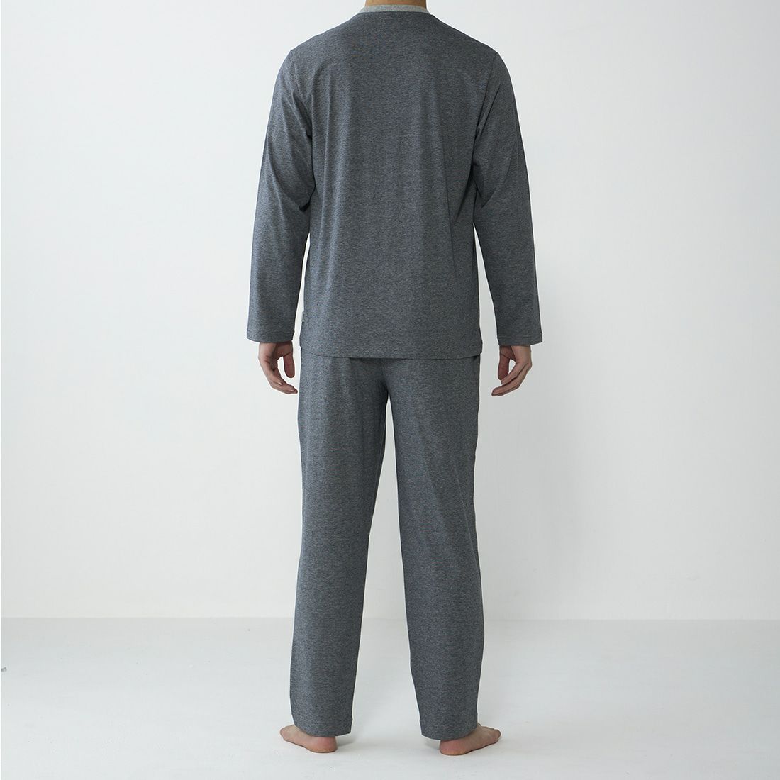 タケオキクチ　長袖クルーネックシャツ