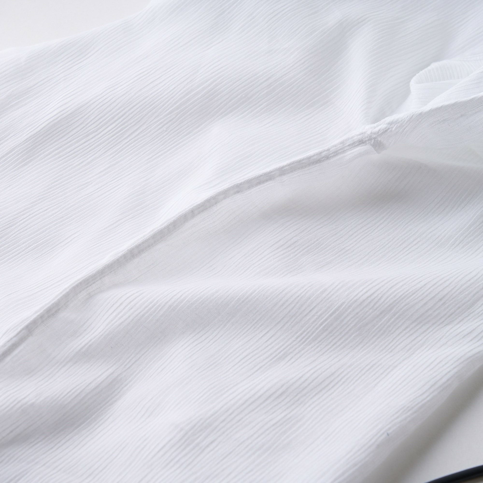 三つ桃クレープ 綿80％ 麻20％ 前開きロンパン