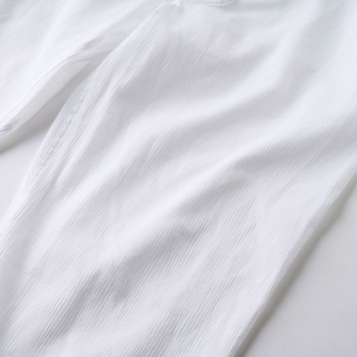 三つ桃クレープ 綿80％ 麻20％ 前開きロンパン