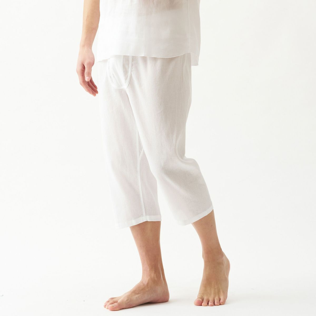 三つ桃クレープ 綿80％ 麻20％ 前開きロンパン