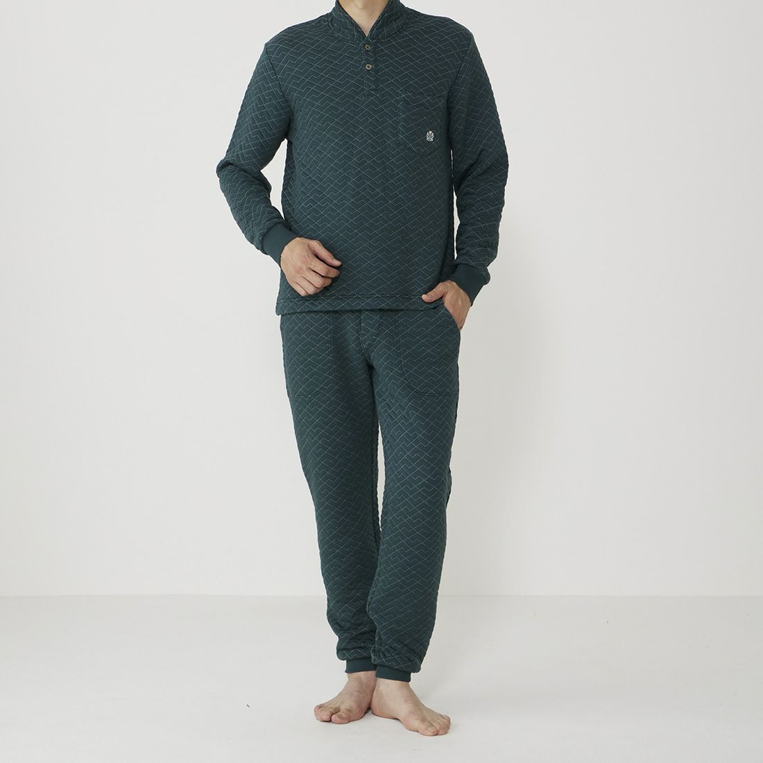 タケオキクチ 長袖ハイネックパジャマ