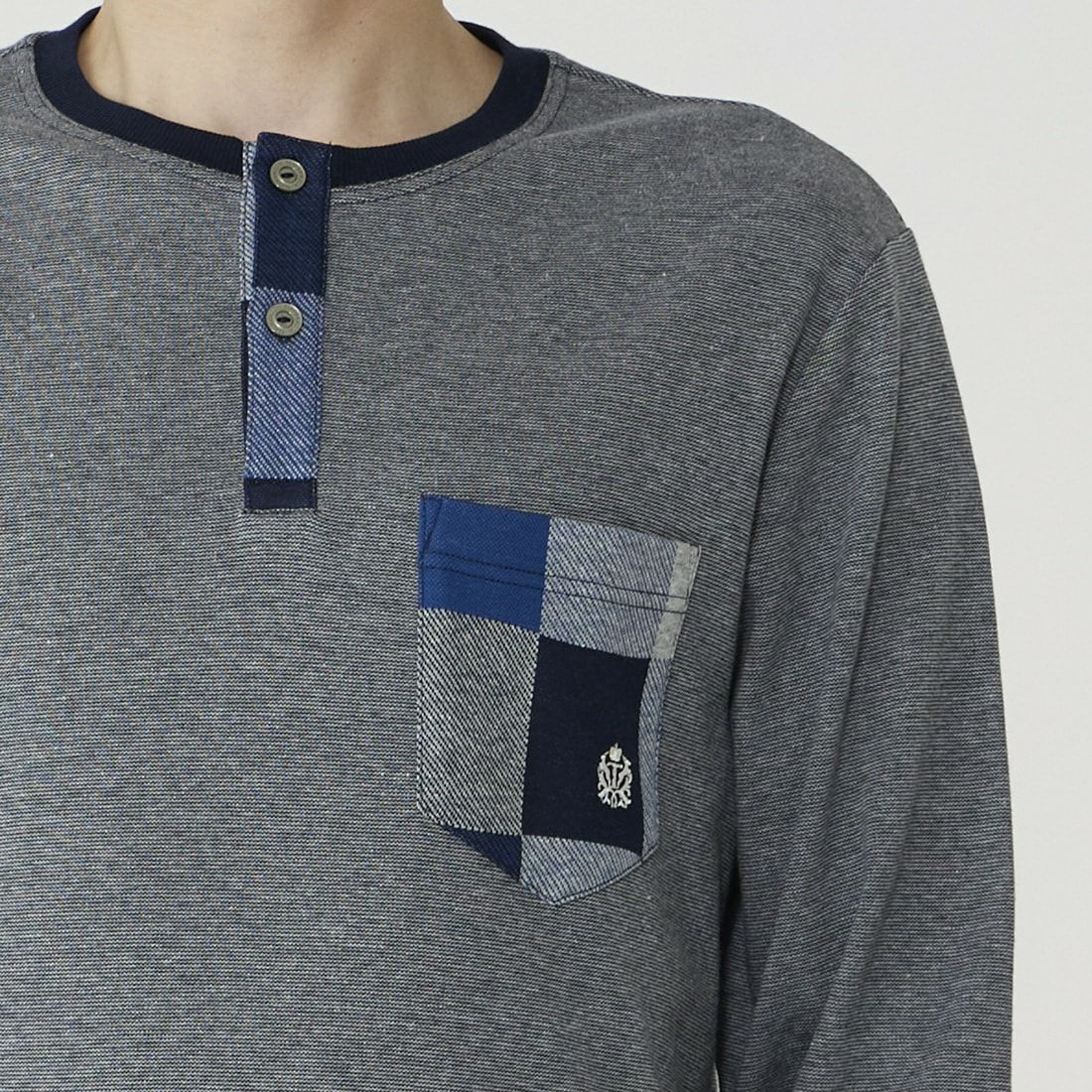 タケオキクチ 長袖ヘンリーネックシャツ