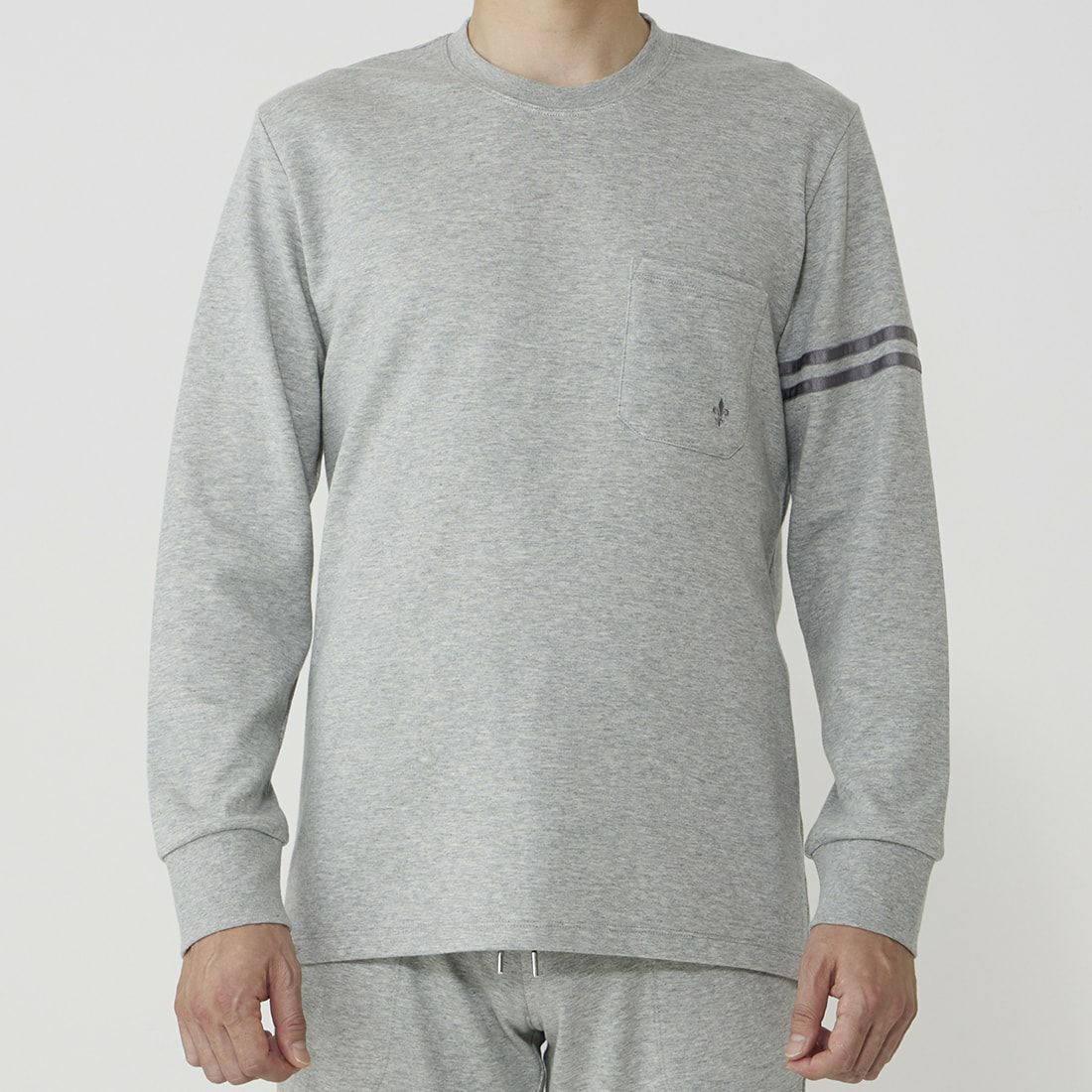 エポカ ウォモ 長袖クルーネック