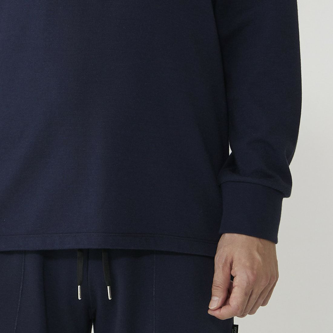 エポカ ウォモ 長袖クルーネック