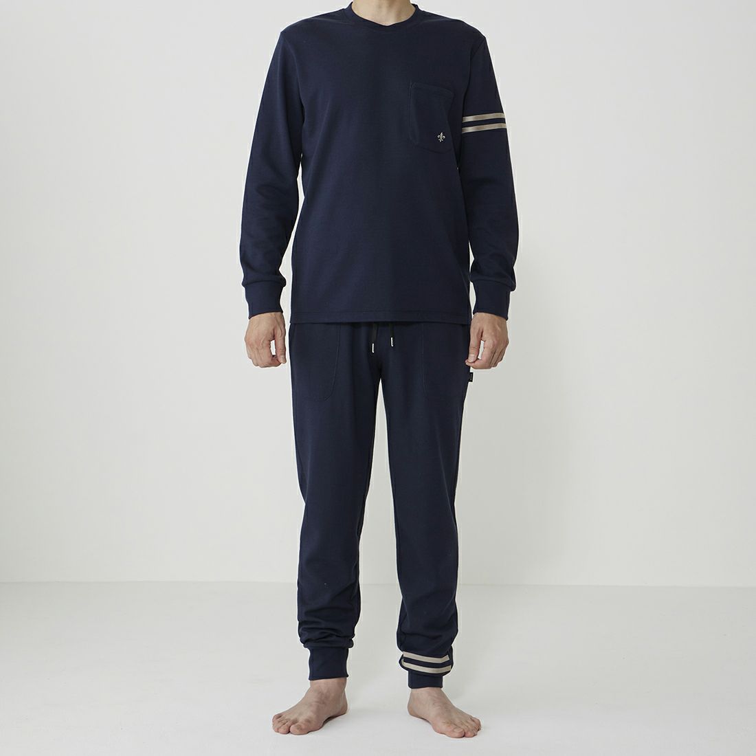 エポカ ウォモ 長袖クルーネック