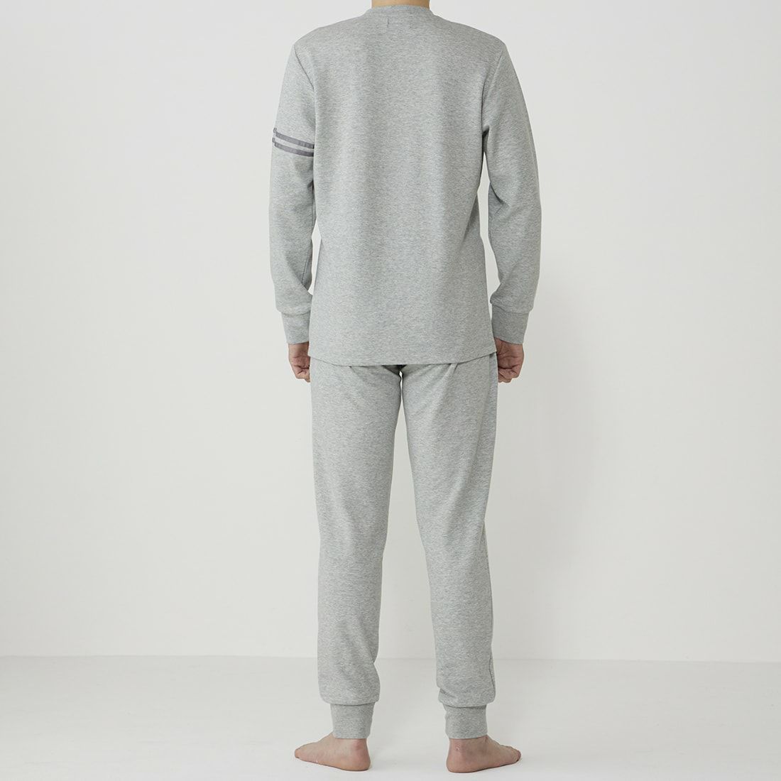 エポカ ウォモ 長袖クルーネック