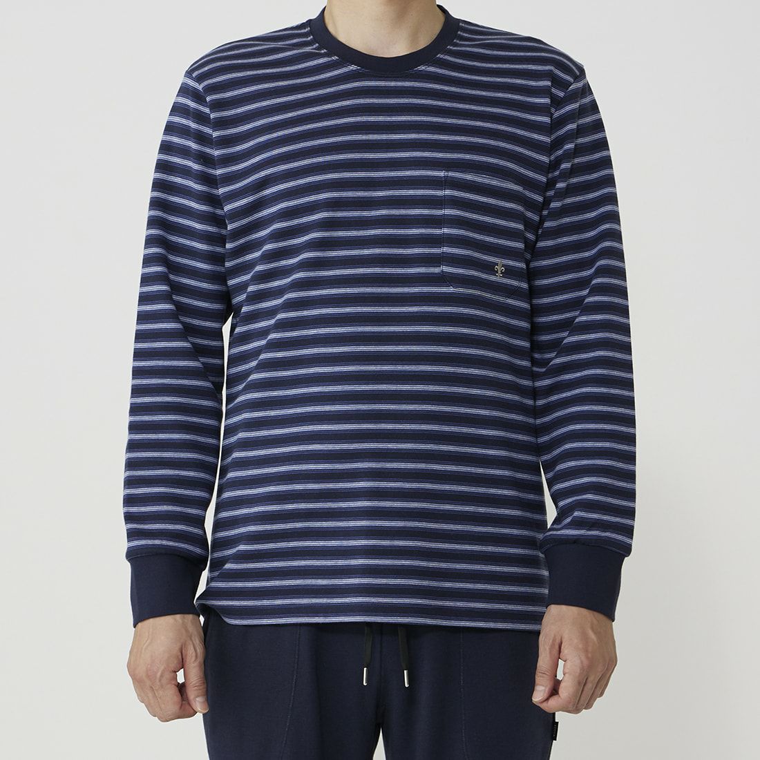 エポカ ウォモ 長袖クルーネック