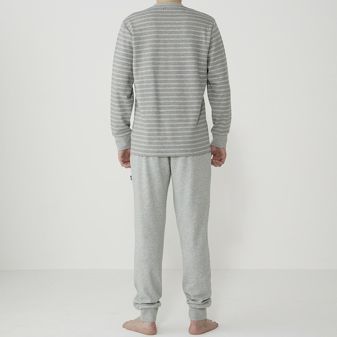 エポカ ウォモ 長袖クルーネック