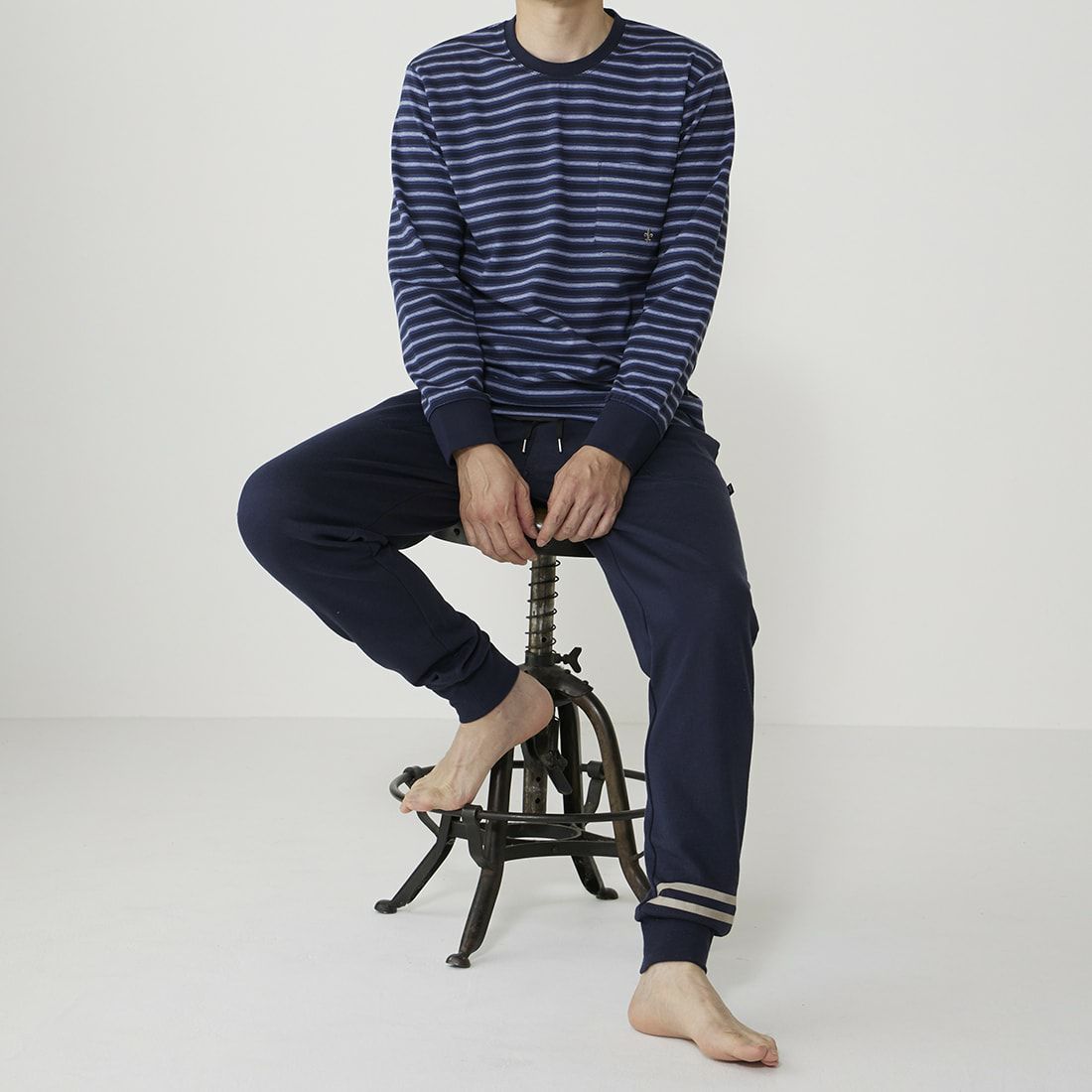 エポカ ウォモ 長袖クルーネック